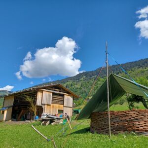 Saas Stall bei Sonne